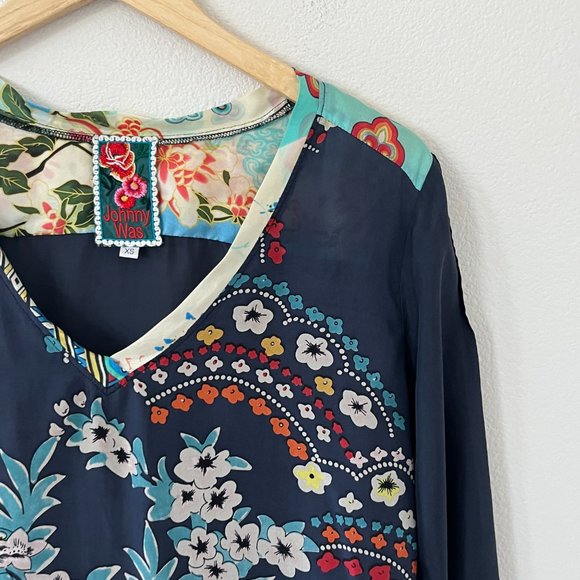 Johnny Was 100% Silk Floral Tunic Size XS - Picture 3 of 13